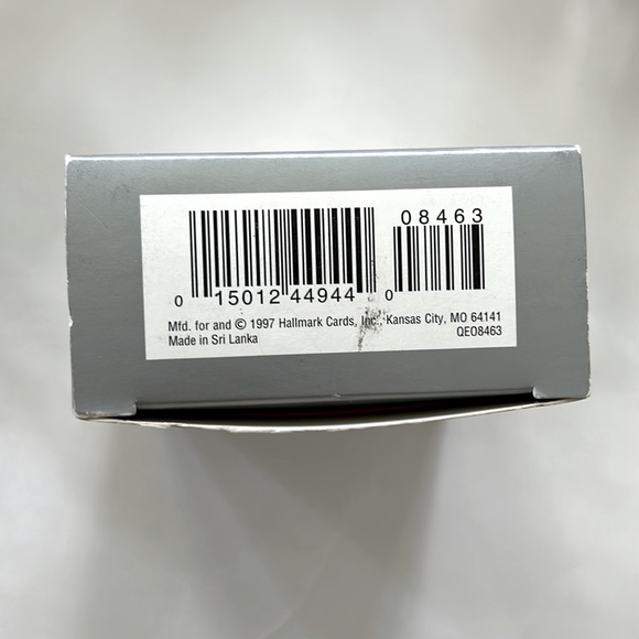 Hallmark Keepsake Ornament World of Wishes Precious Baby - Picture 8 of 8